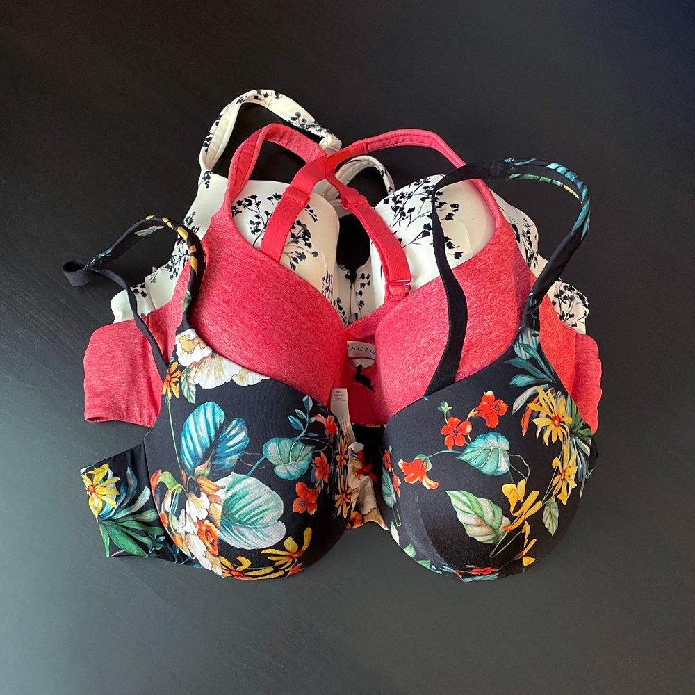 NWOT - Set of 3 Cacique True Embrace T-Shirt Bras - 40B